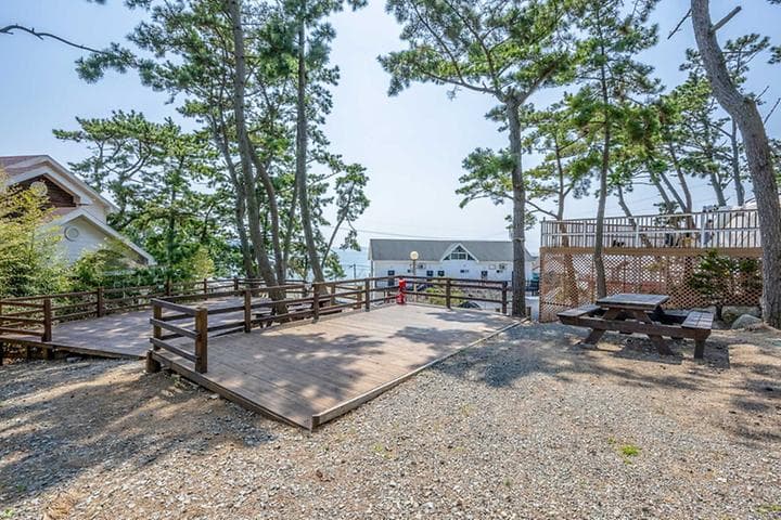 어은돌힐링캠핑장