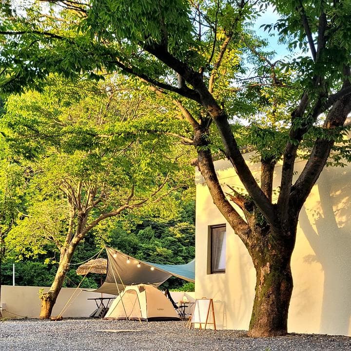 폭포가든캠핑장